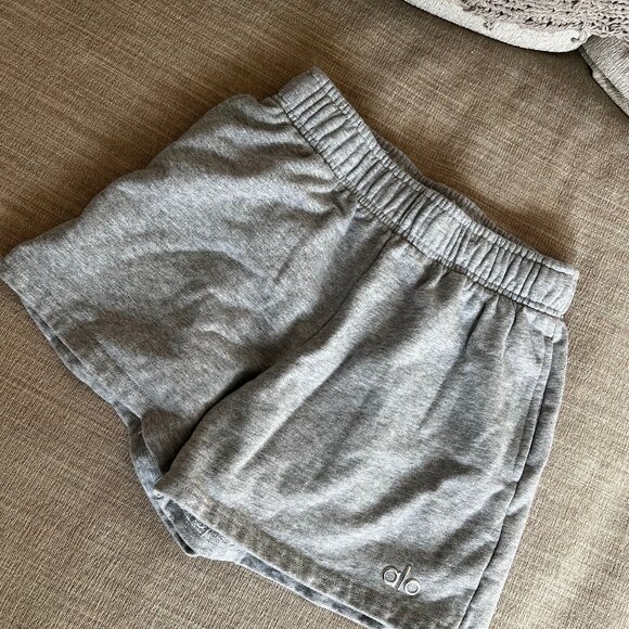 ALO Accolade Gray Athletic Shorts - Picture 1 of 3